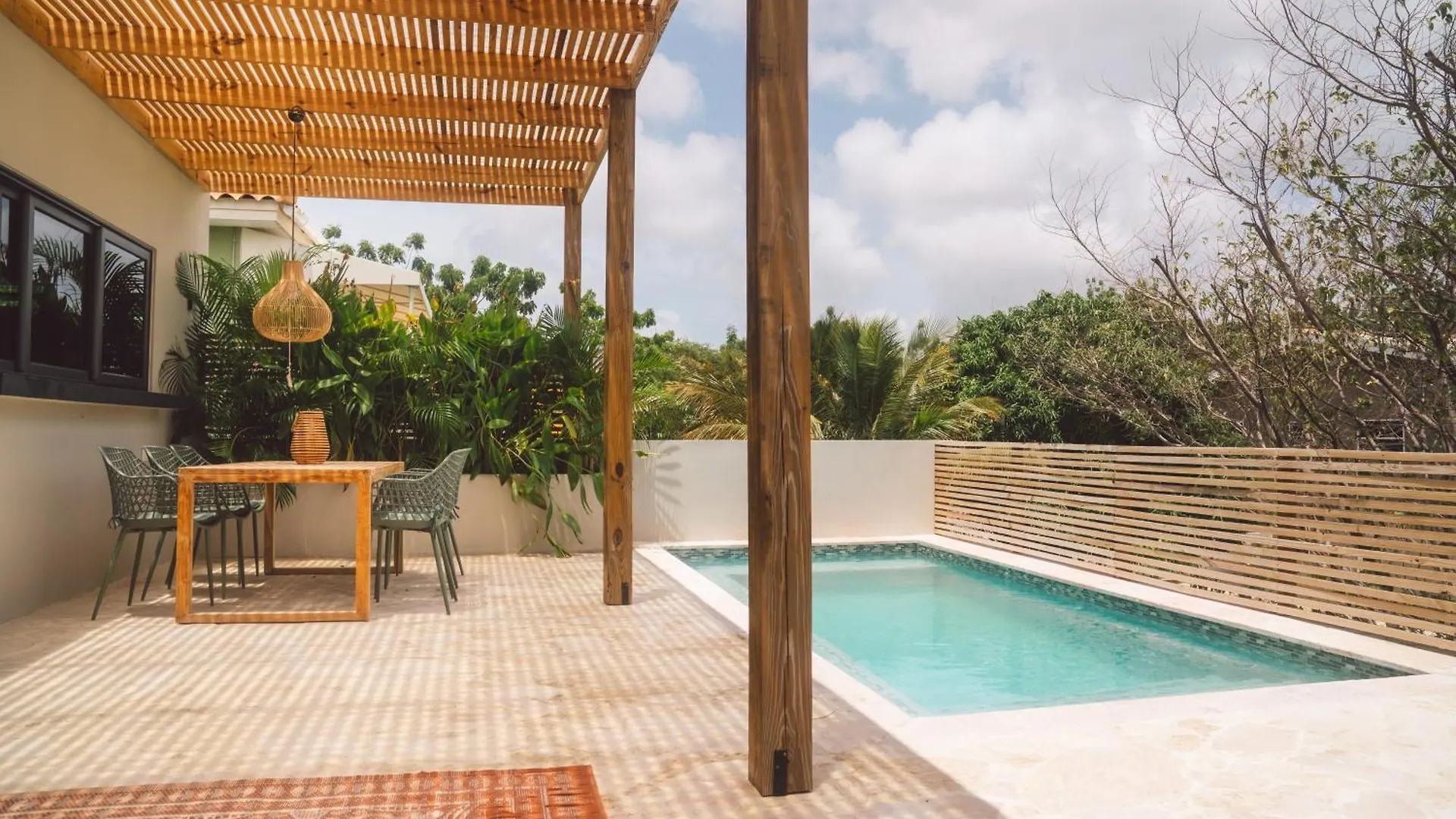Villa Janssen With Private Pool, Jan Thiel 6P 0*,
